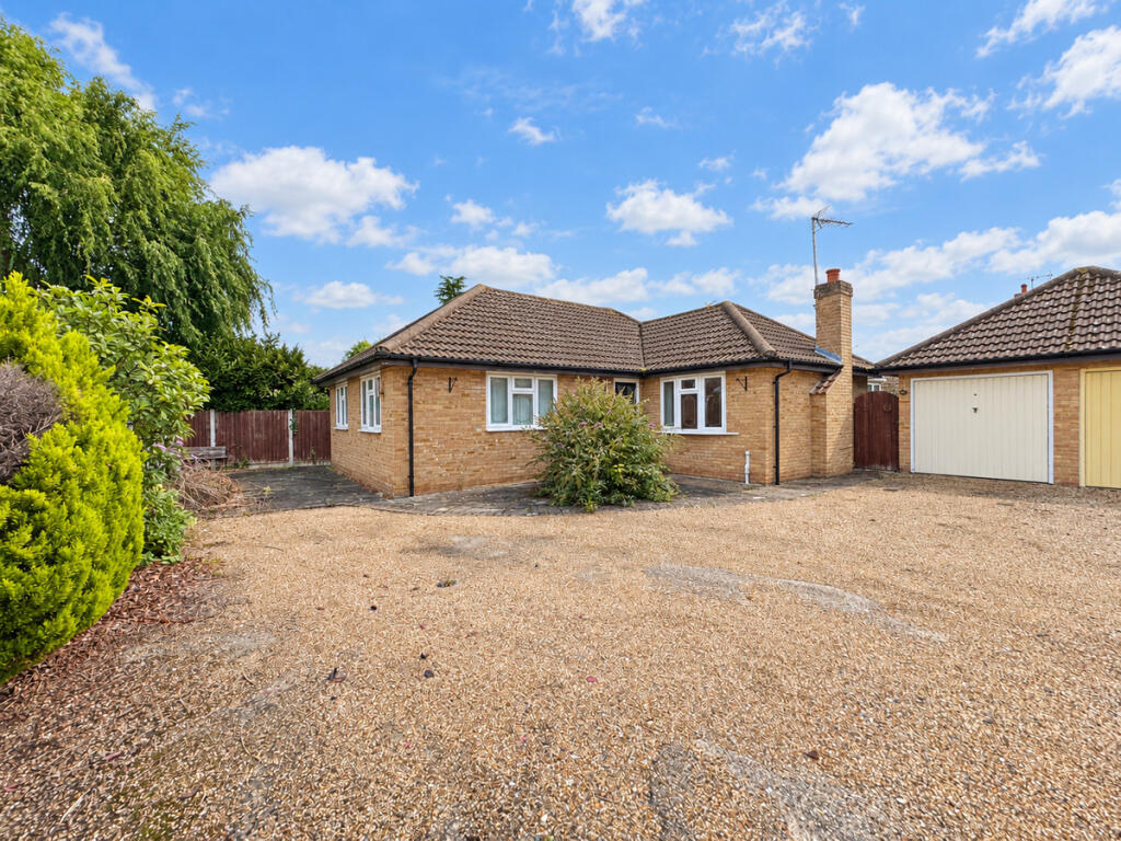 Main image of property: Main Road, Hawkwell