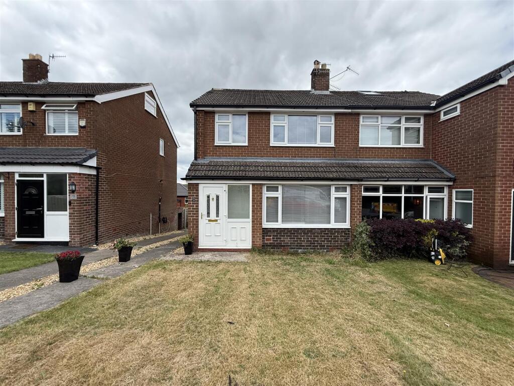 Main image of property: Carrbrook Crescent, Carrbrook, Stalybridge