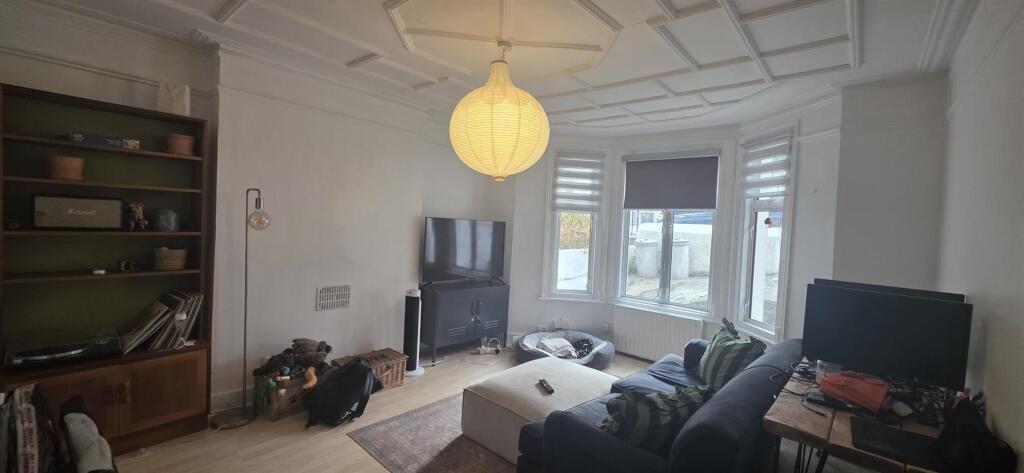 Main image of property: Loftus Road