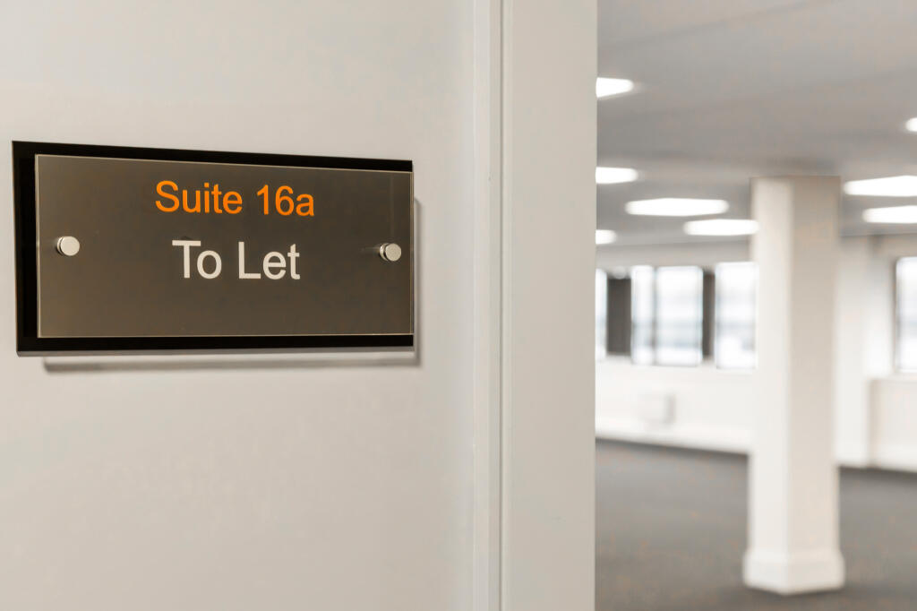 Suite 16a
