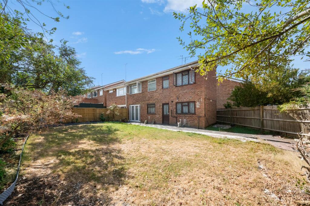 Main image of property: Finians Close, Uxbridge