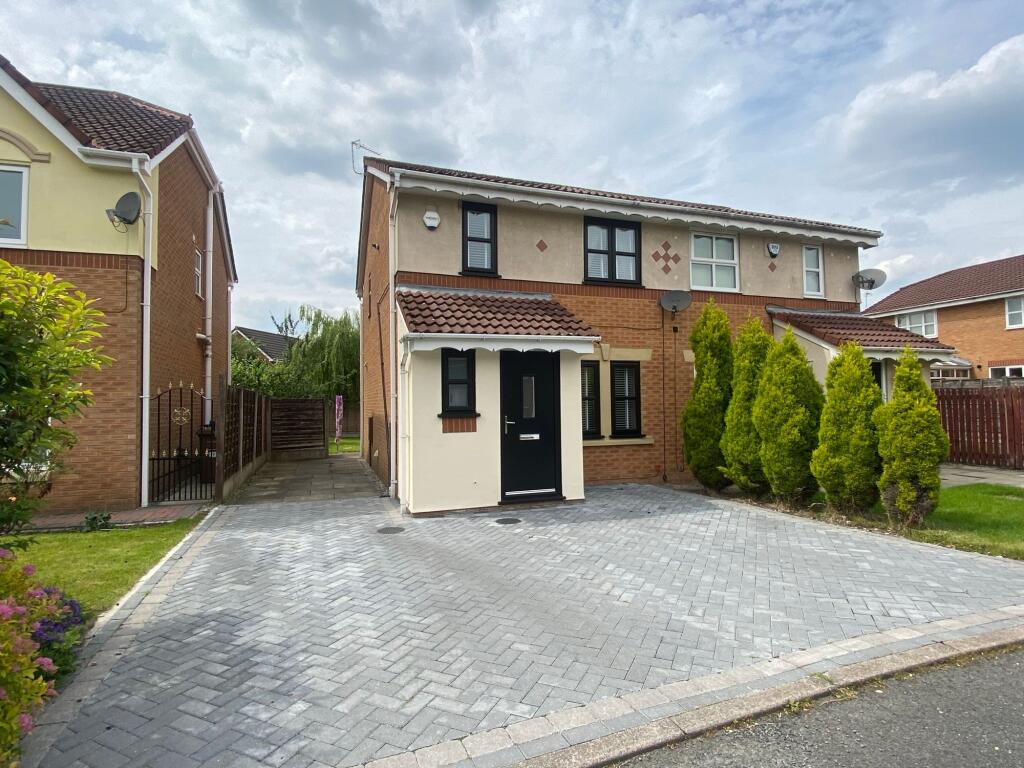 Main image of property: Doefield Avenue, Worsley, M28