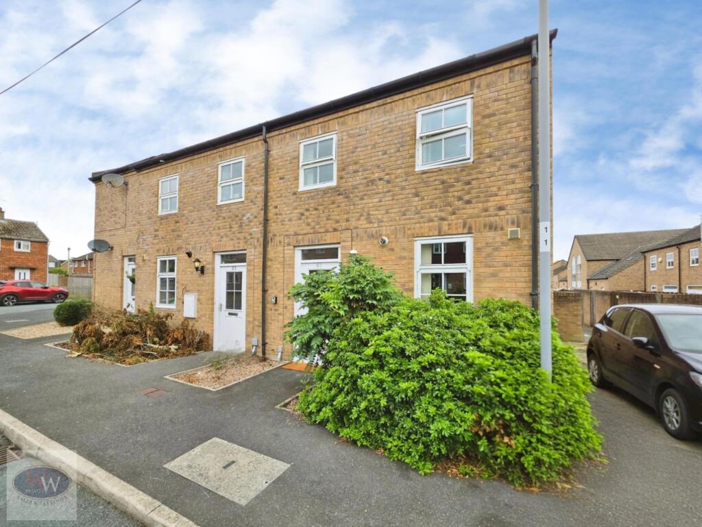 Main image of property: Littlelands, Bingley, BD16 1AL