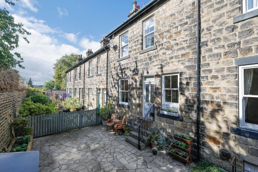 Main image of property: Clarence Grove, Horsforth, Leeds, West Yorkshire, LS18