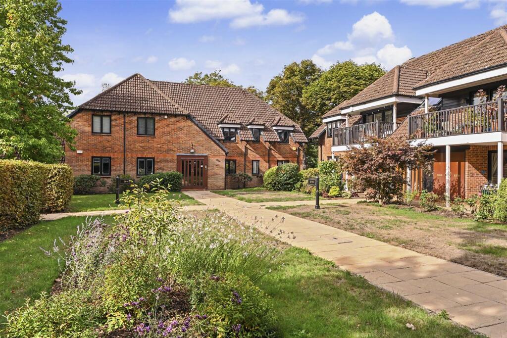 Main image of property: London Road, St. Albans