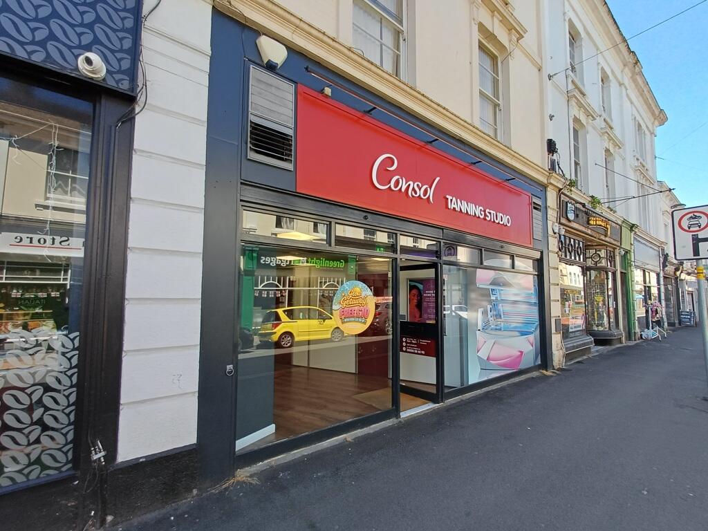 Main image of property: 60 Queen Street, Newton Abbot, Devon, TQ12 2EW