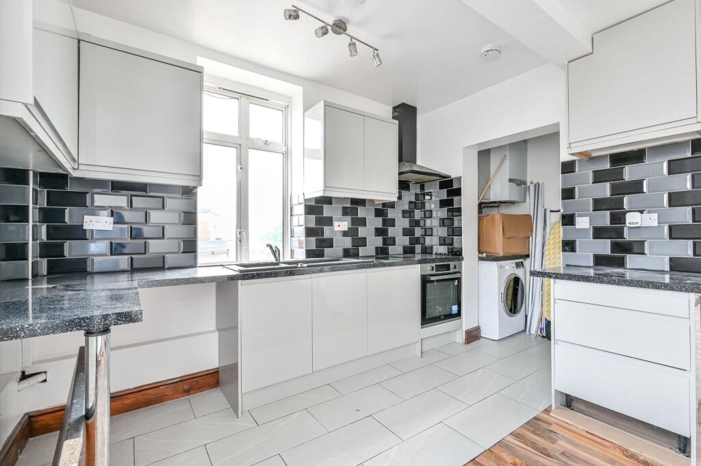 Main image of property: Shacklewell Lane, Shacklewell, London, E8