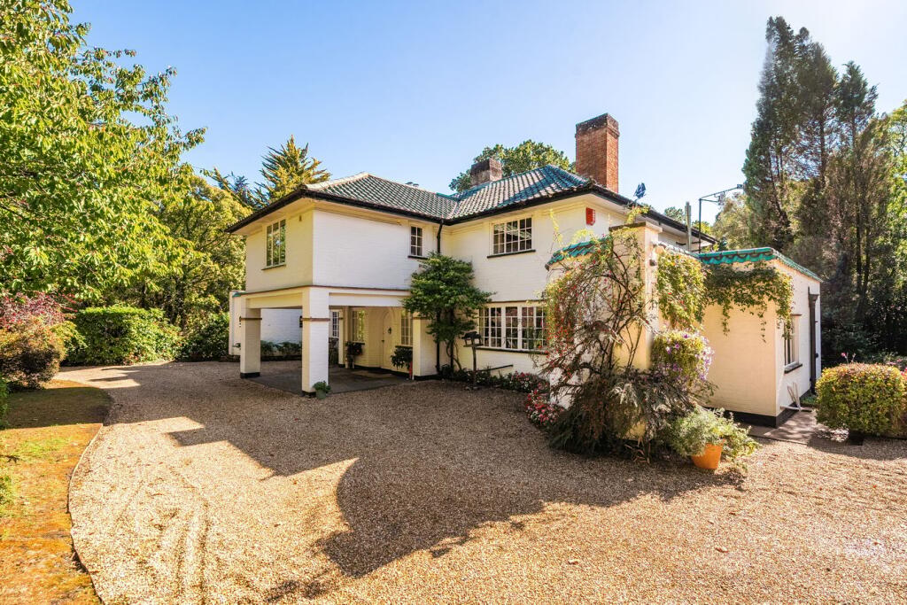 Main image of property: Hartford Copse , Beaulieu, SO42