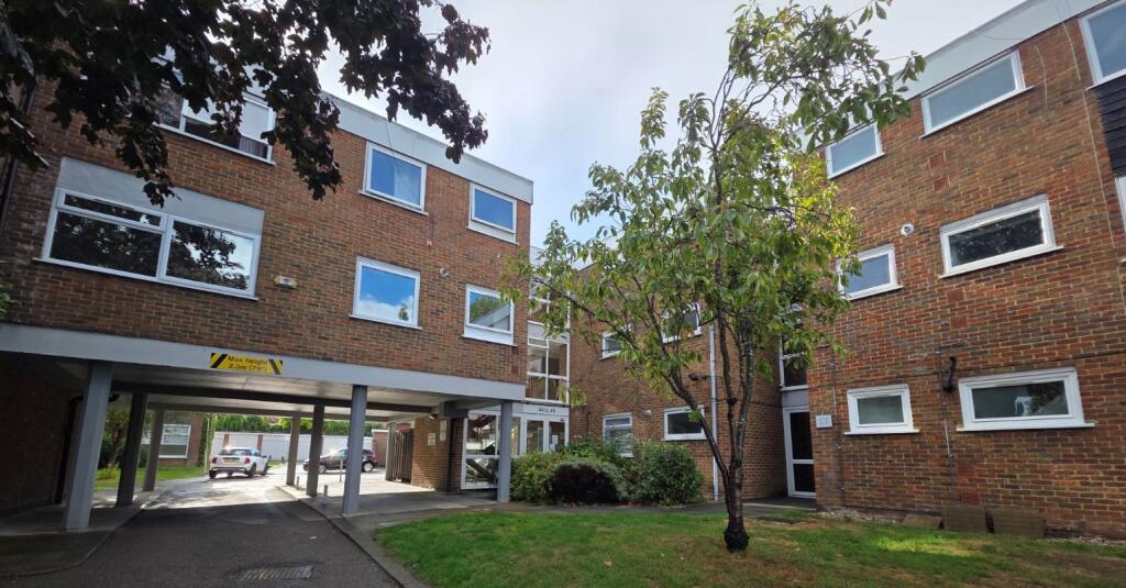 Main image of property: Flat 49 Ardleigh Court, Hutton Road, Shenfield, Brentwood, Essex, CM15 8NA