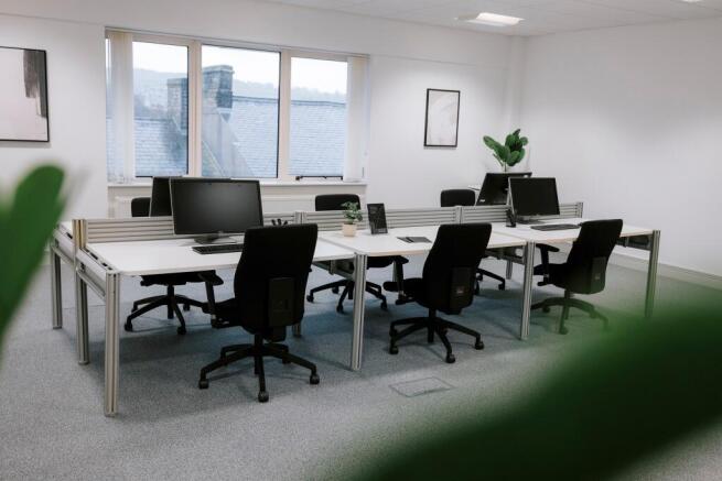 800 sq.ft. office