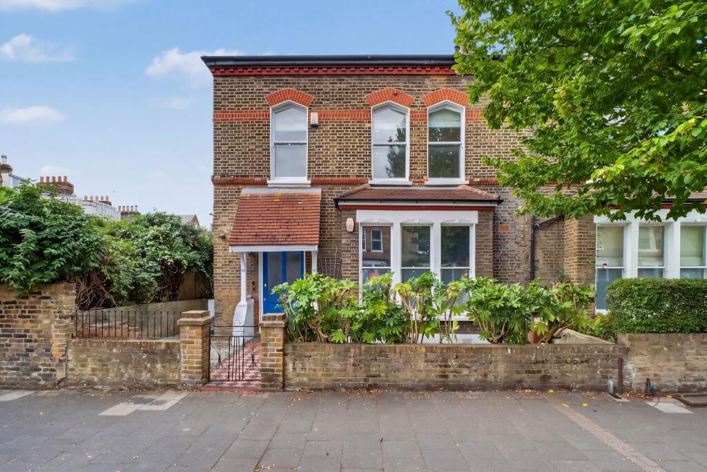 Main image of property: Finsbury Park Road, London, N4