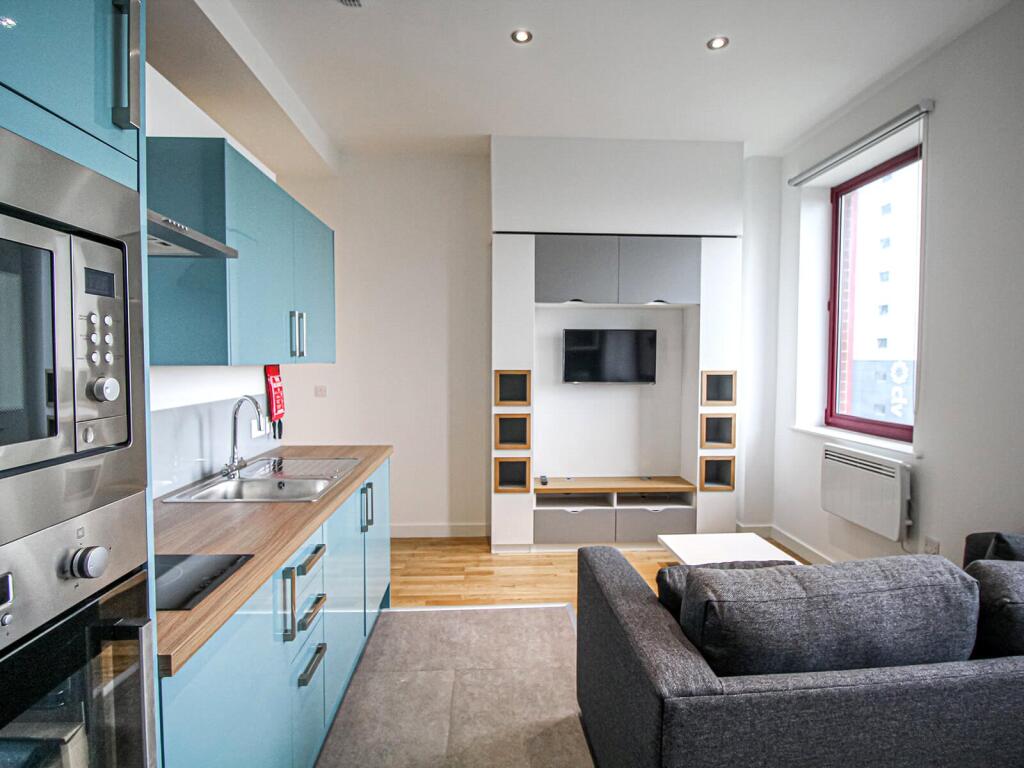 Main image of property: Apt 63, Q One Residence #323263