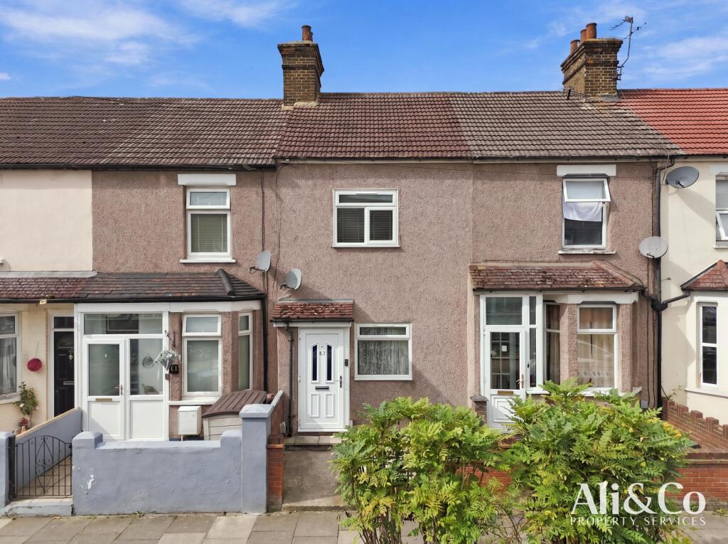 Main image of property: Kent Road, Grays