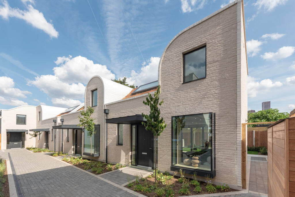 Main image of property: Stark Mews, Walthamstow, Waltham Forest