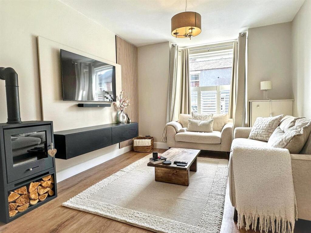 Main image of property: North Street, Leek, Staffordshire, ST13 8DW