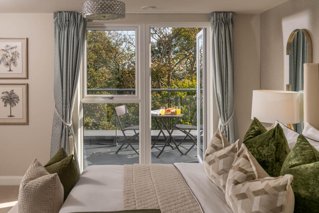 Main image of property: Trotwood Close,
Broadstairs,
Kent,
CT10 2RY