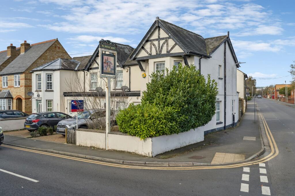 Main image of property: Chiltern View Road, Uxbridge, UB8
