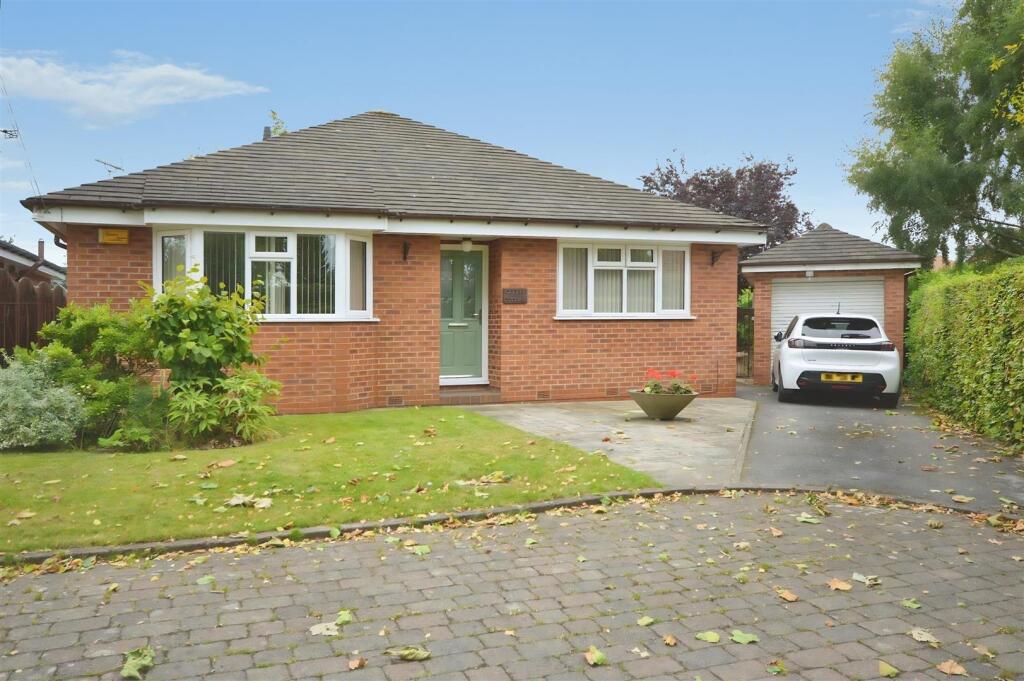 Main image of property: Twemlow Avenue, Sandbach