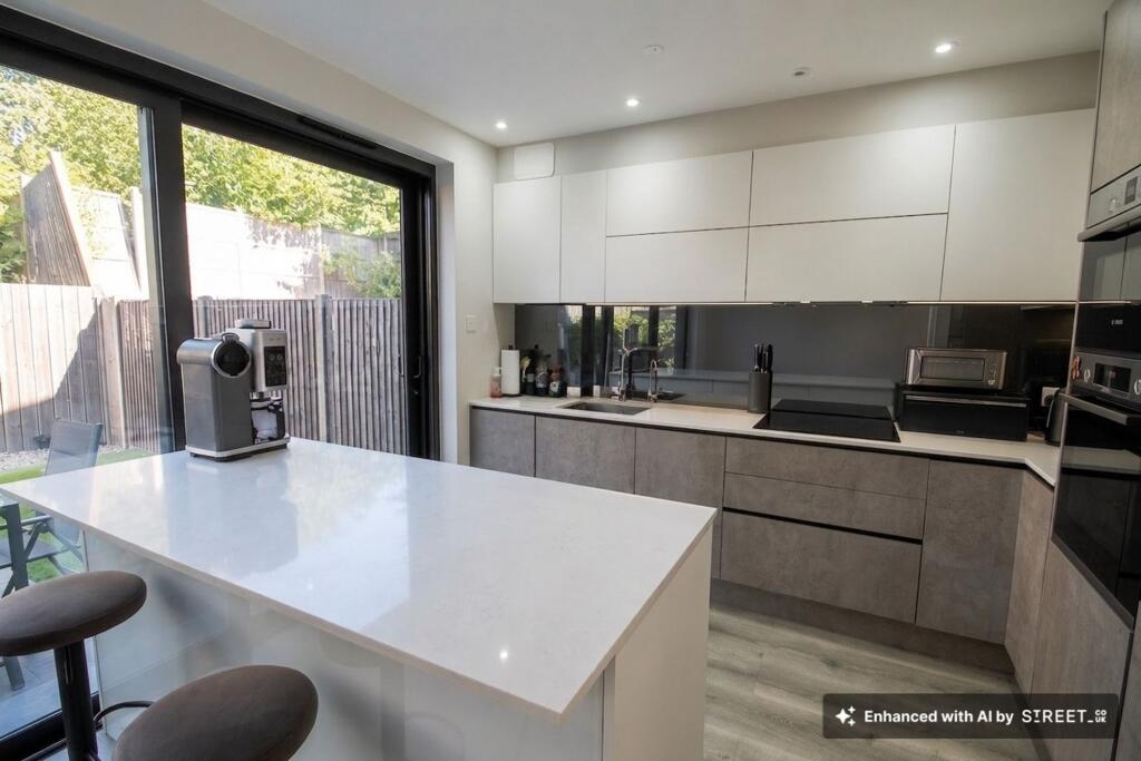 Main image of property: Leicester Road, New Barnet, EN5