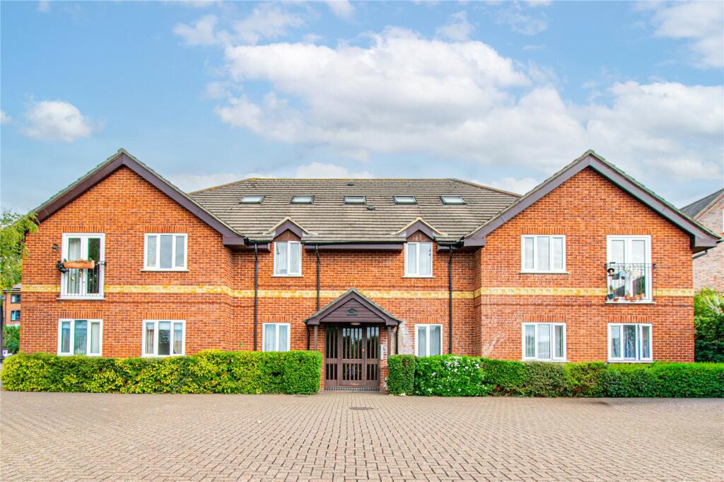 Main image of property: Kiln Road, Newbury, Berkshire, RG14