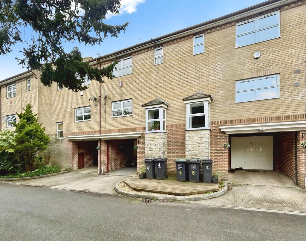 Main image of property: Wimborne Road, Bournemouth