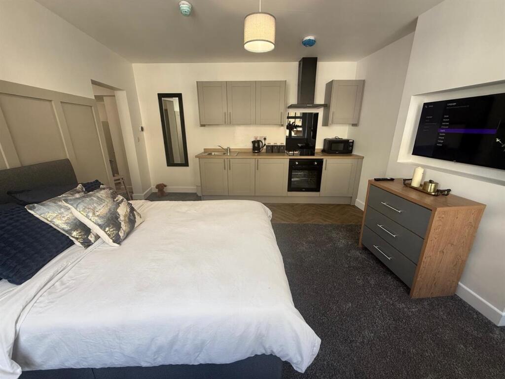 Main image of property: West Gate, Mansfield
