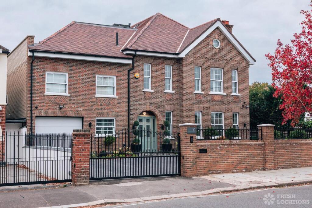 Main image of property: Park View Road, London, W5