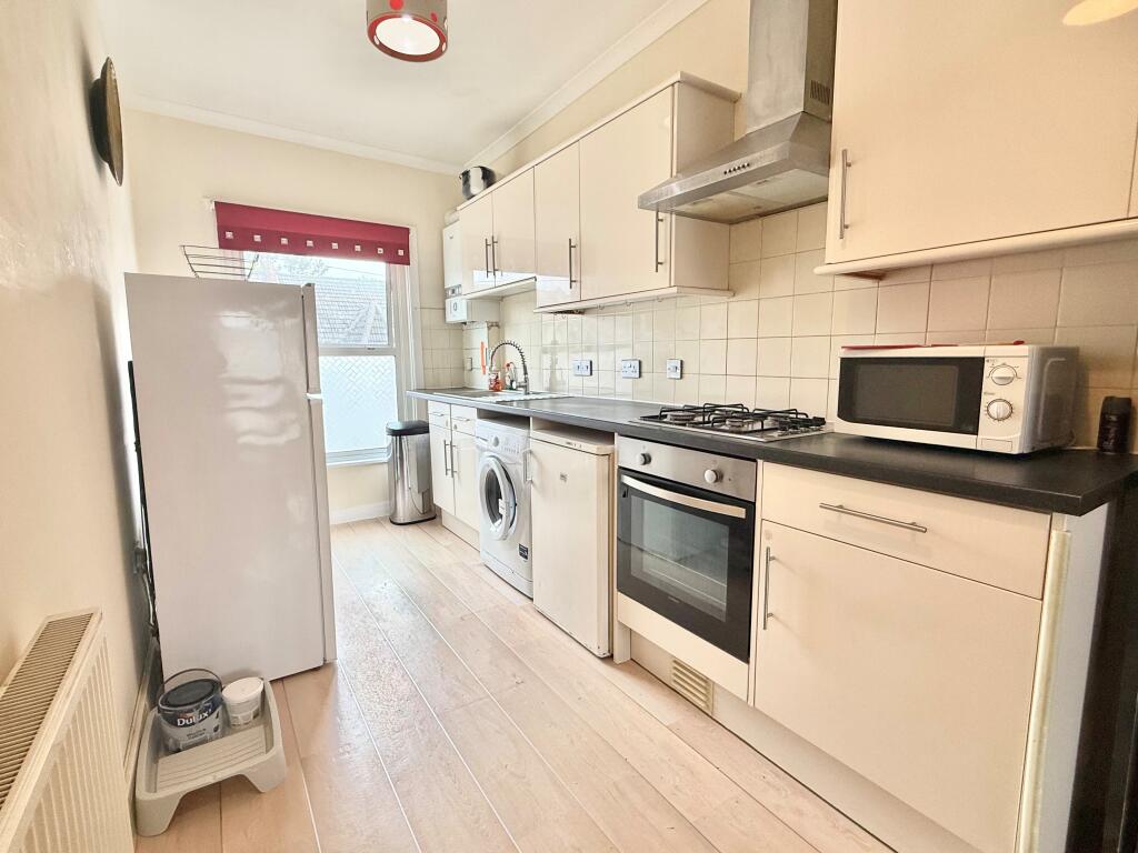 Main image of property: Clarendon Road, LU2