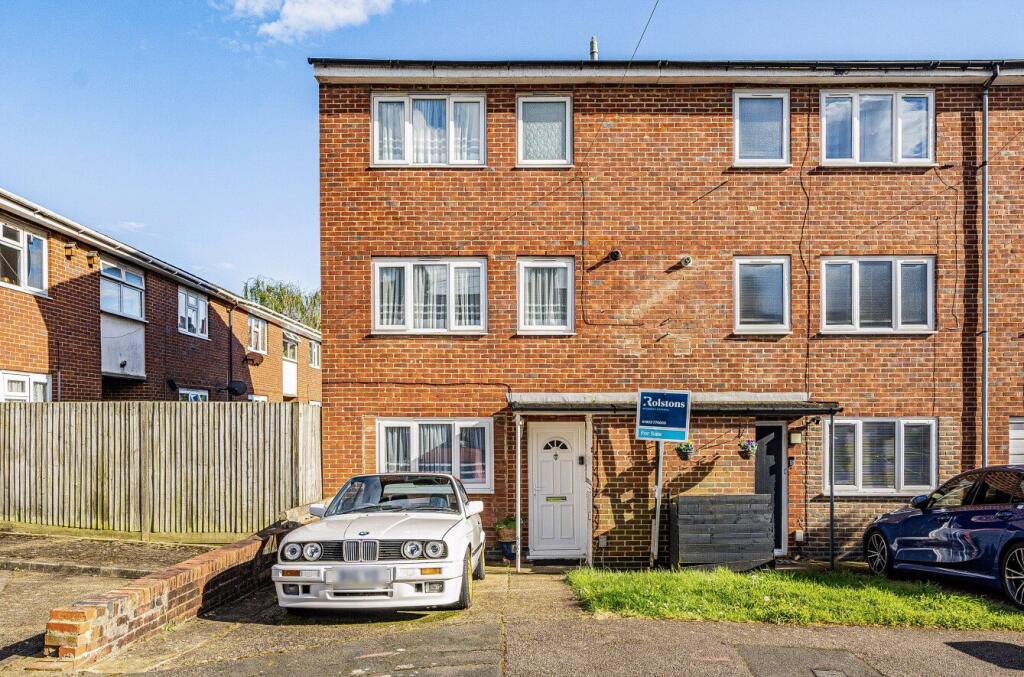 Main image of property: Brightwell Road, Watford, Hertfordshire, WD18
