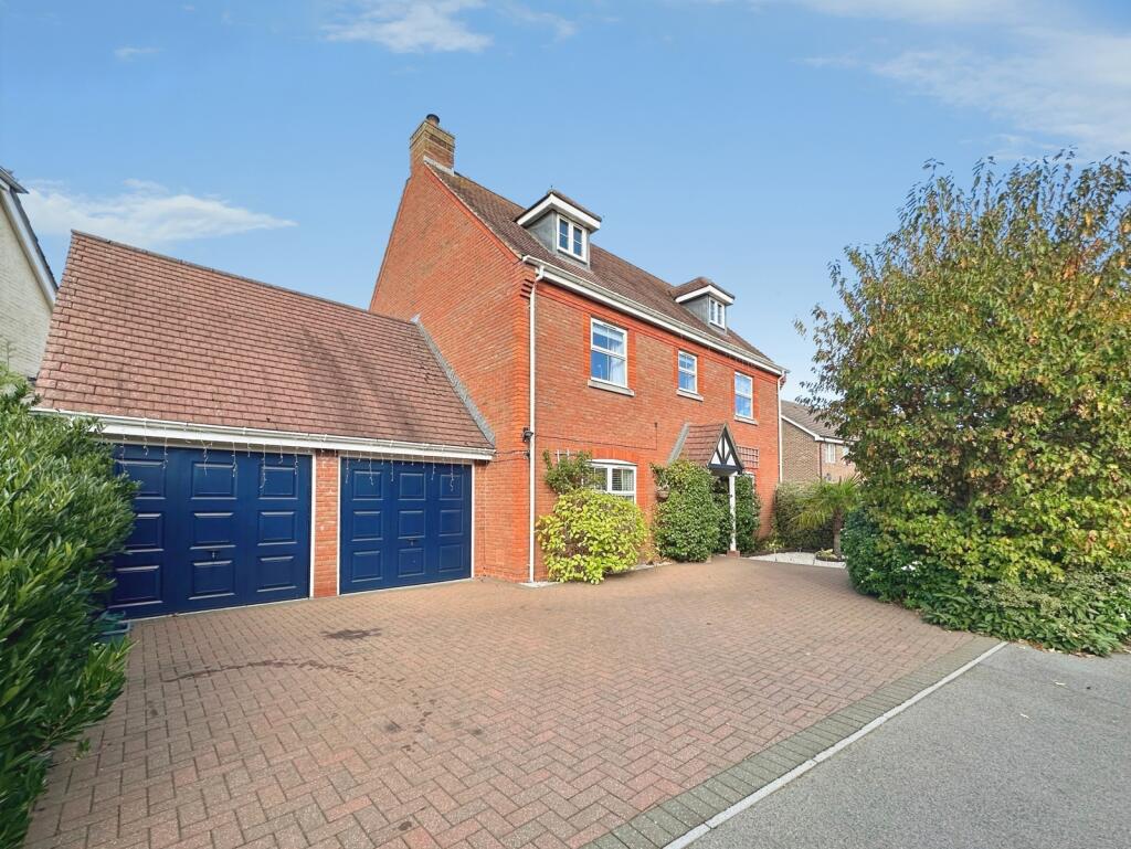 Main image of property: Winchfield Close, Fleet, Hampshire, GU51