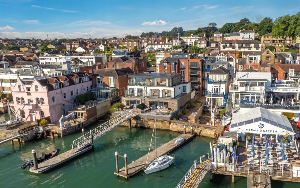 Main image of property: Cowes, Isle of Wight