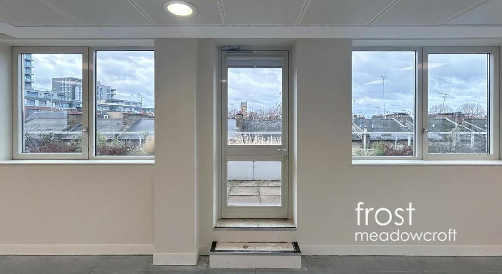 Grove House 27 Hammersmith Grove W6 office to let west london int3.jpg