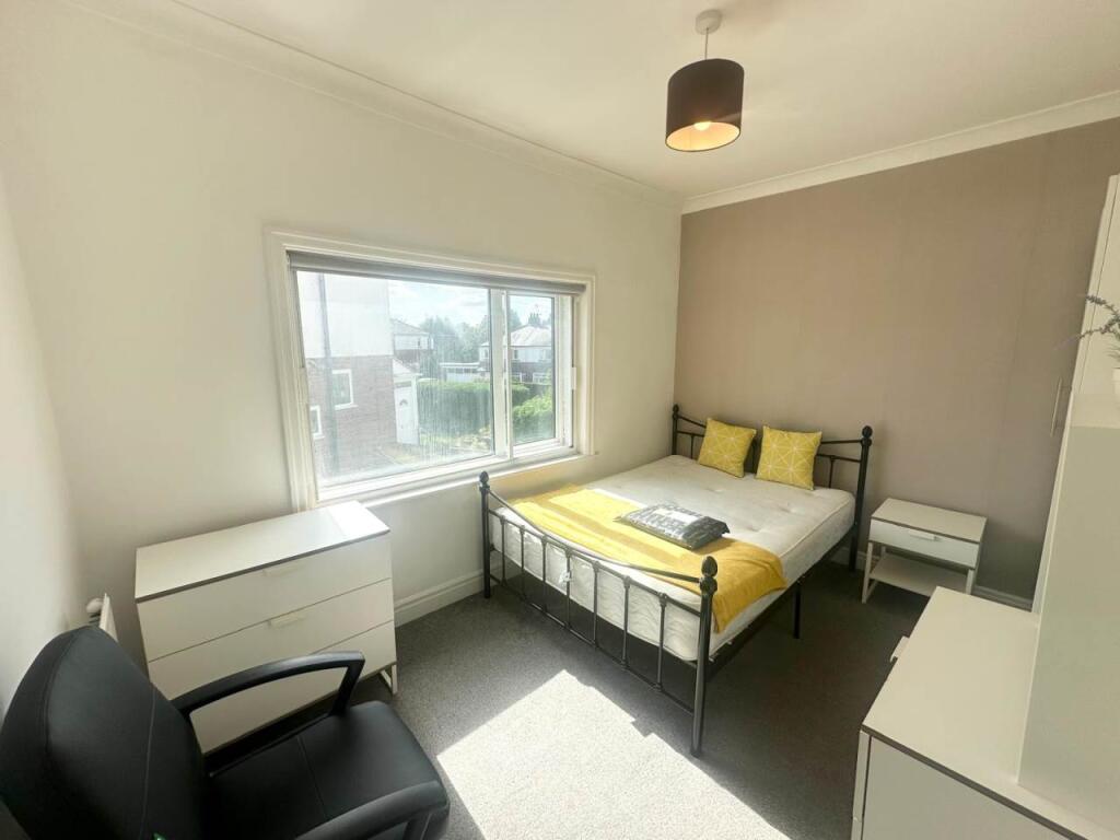 Main image of property: Tinshill Lane (Room 3), Horsforth, Leeds