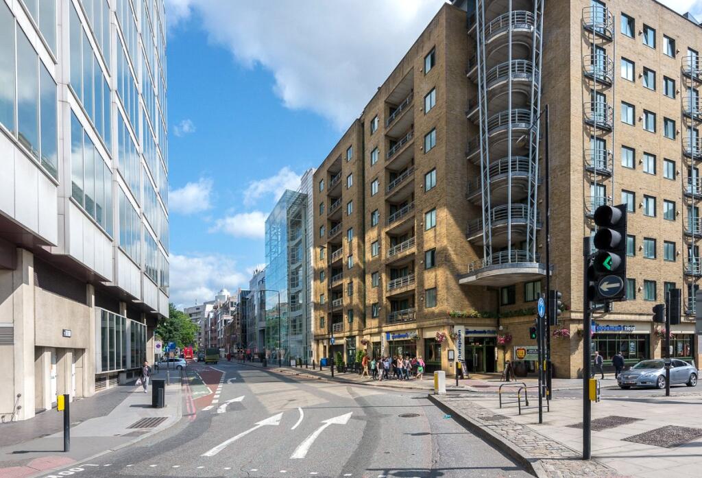 Main image of property: Mansell Street, Tower Hill, E1