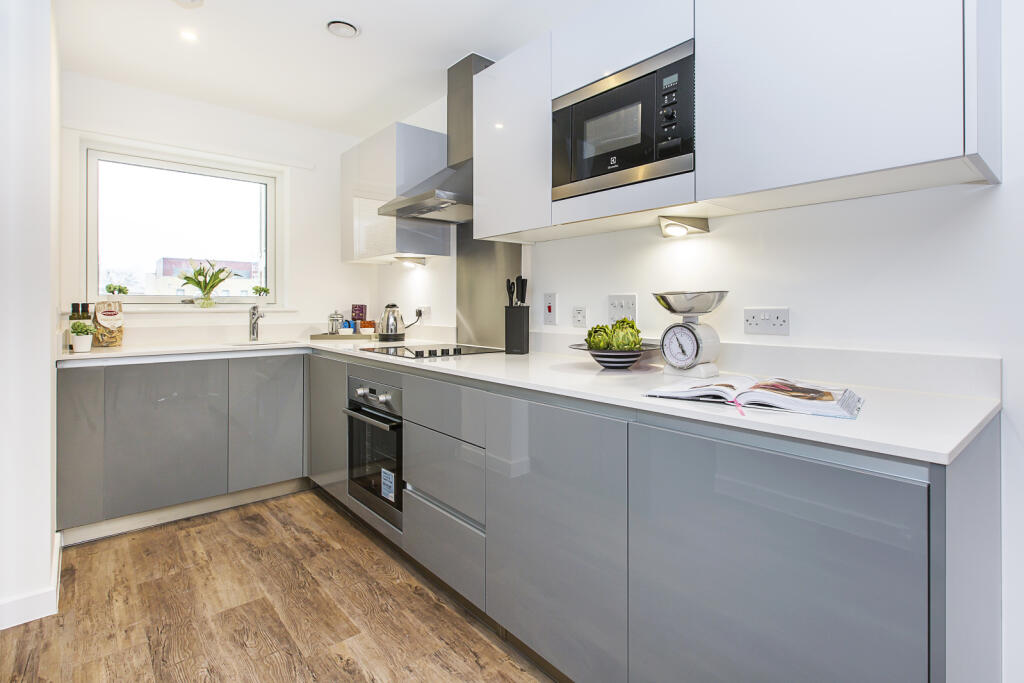 Main image of property: New Cross Road, Road, SE14