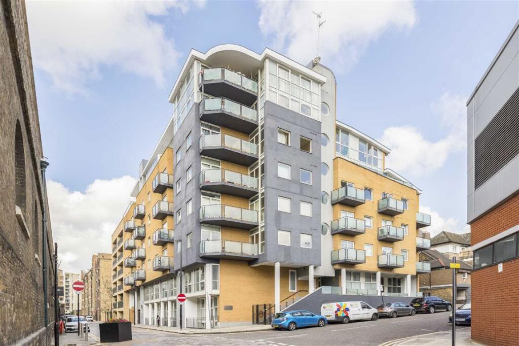 Main image of property: Artichoke Hill, Wapping