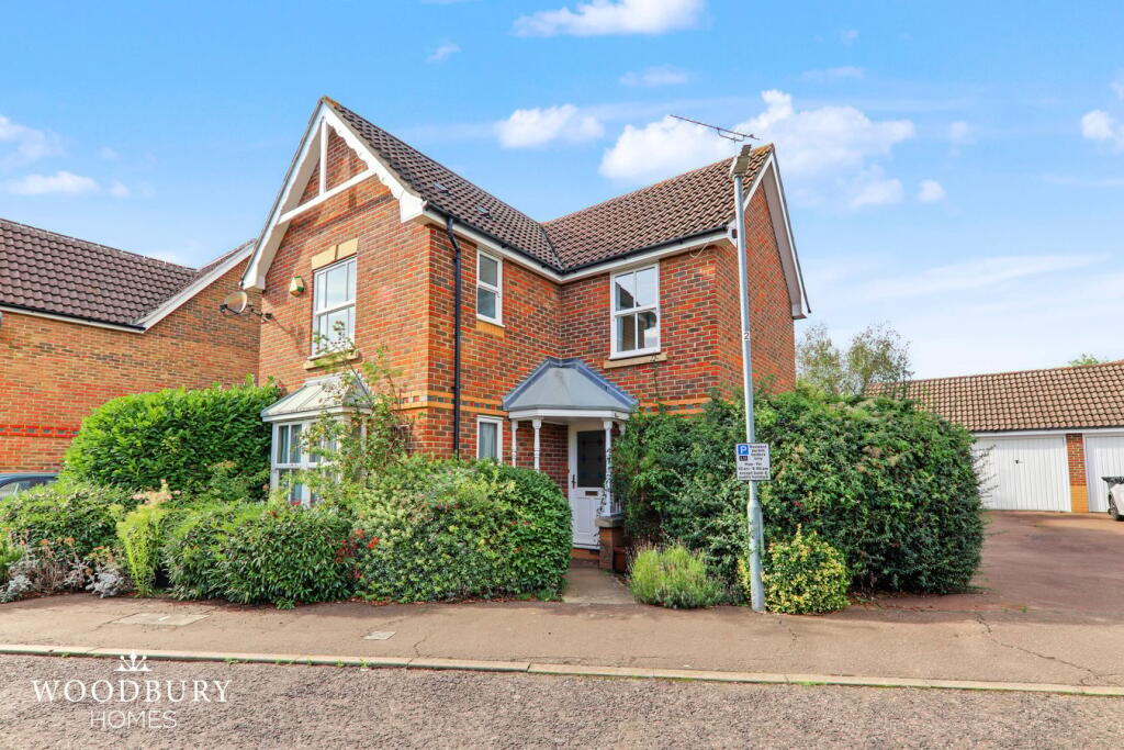Main image of property: Seymour Close, Loughton, IG10