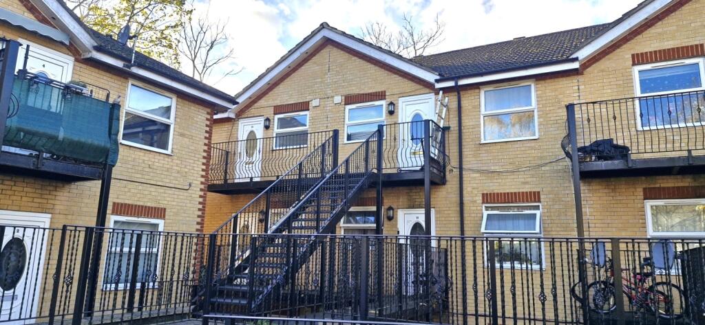 Main image of property: Uplands Close, London, SE18