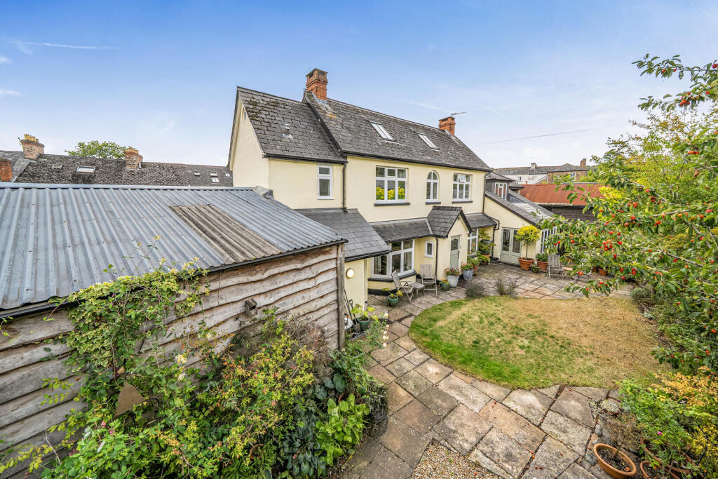 Main image of property: Silver Street, Bampton, Tiverton