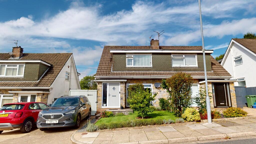 Main image of property: Mur Gwyn, Rhiwbina, Cardiff