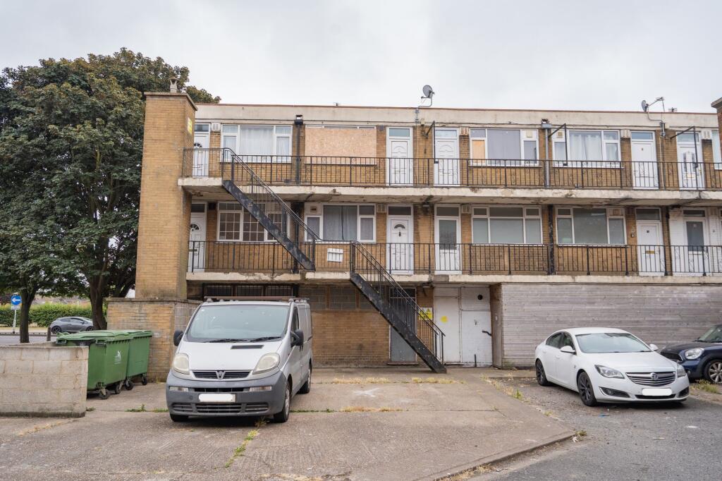 Main image of property: Cleethorpe Road, Grimsby, DN31