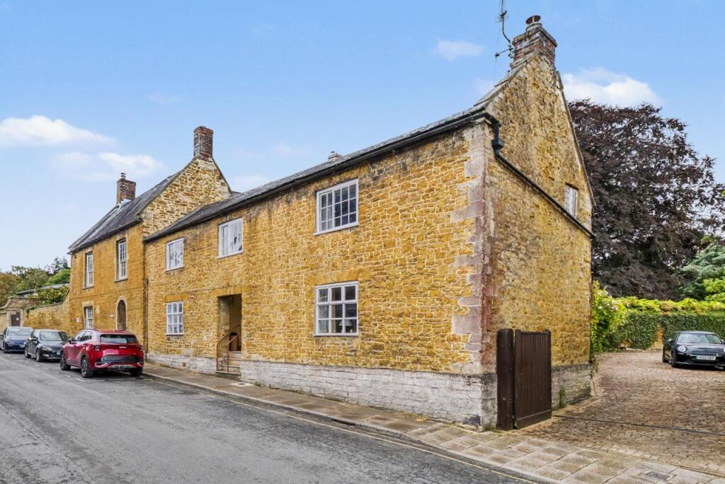 Main image of property: Upper High Street, Castle Cary