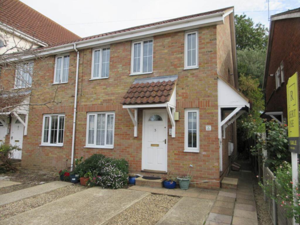 Main image of property: Gainsborough Drive, Westcliff On Sea