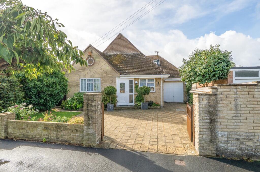 Main image of property: Golf Links Road, Felpham, PO22