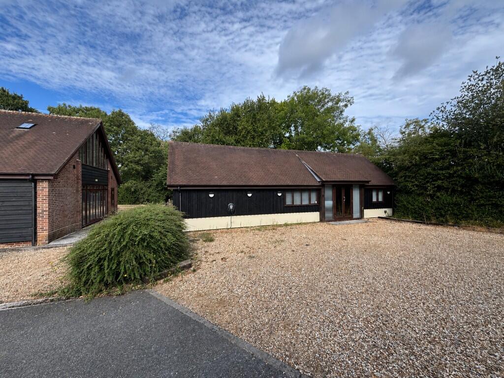 Main image of property: Unit 1 Manor Farm Offices, Flexford Road, North Baddesley, Southampton, Hampshire, SO52 9DF