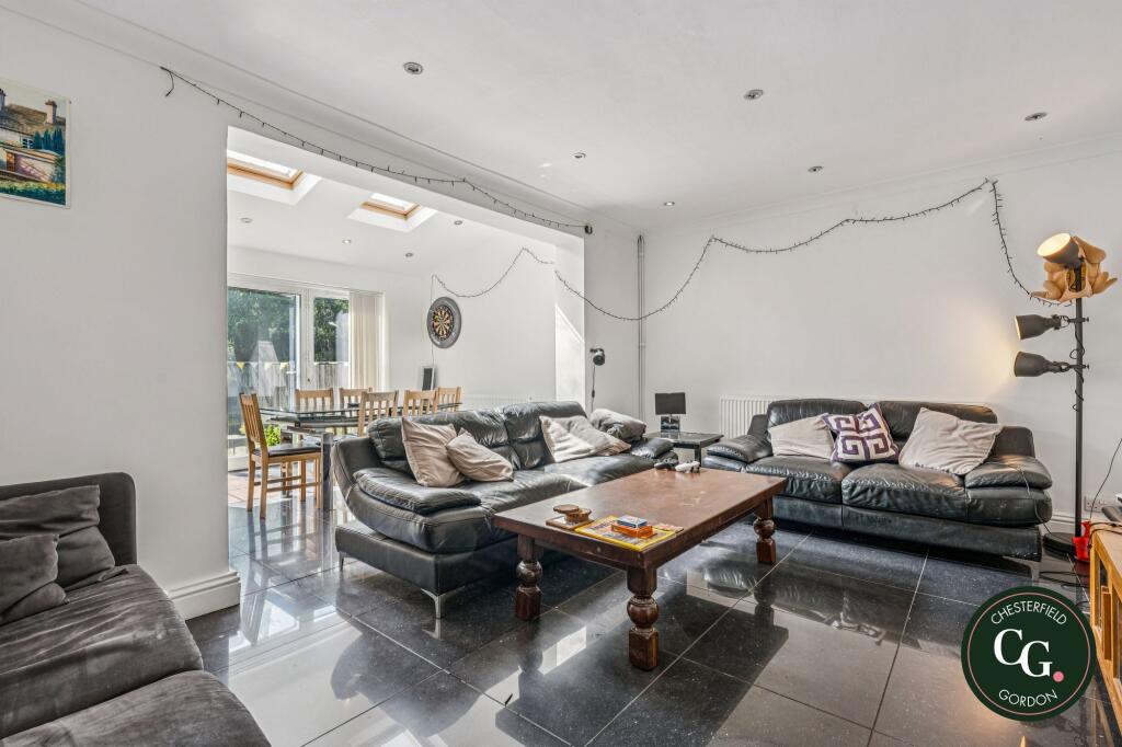 Main image of property: Fownes Street, London, SW11