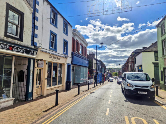 62 Senhouse Street, Maryport, Cumbria, CA15 6BS