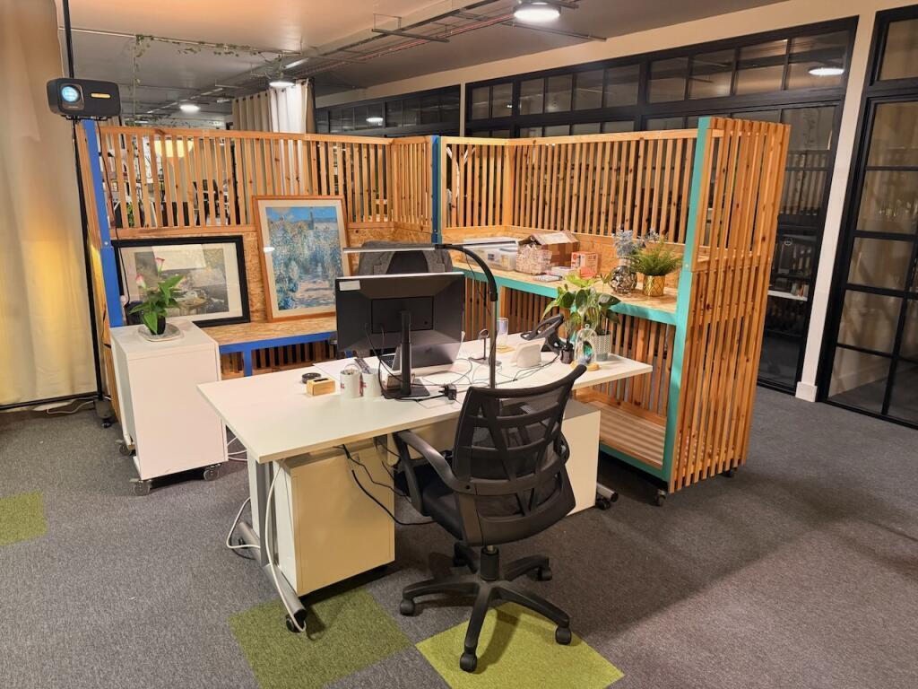 Main image of property: Bloom Space, Second Floor, Chestnut House, North Street, Rugby, Warwickshire