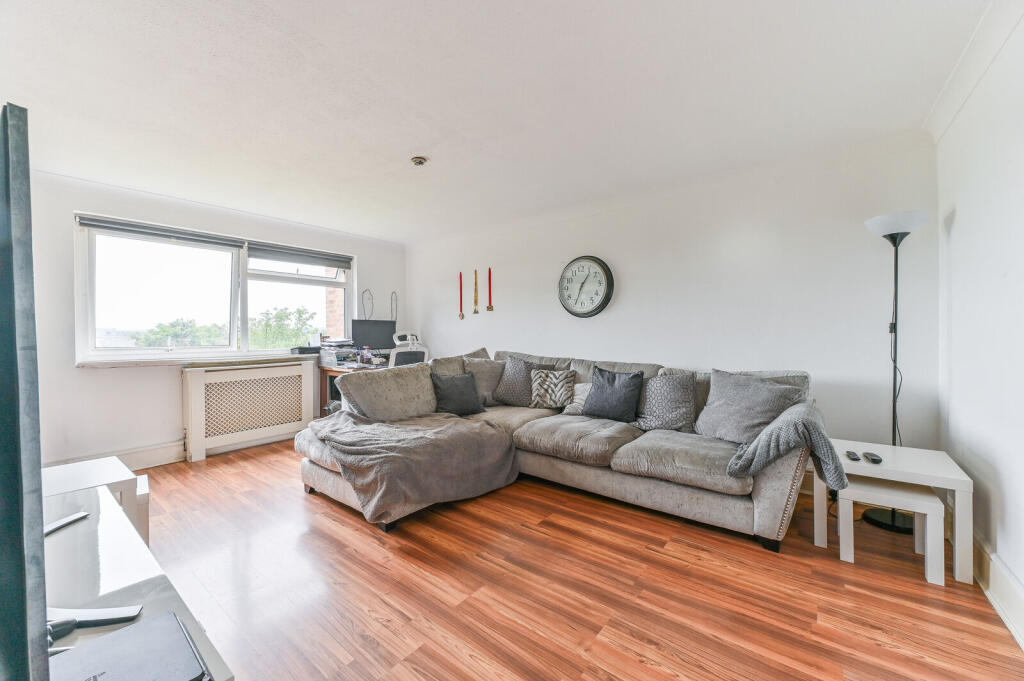 Main image of property: Benwick Court, Croydon Road, Penge, London, SE20