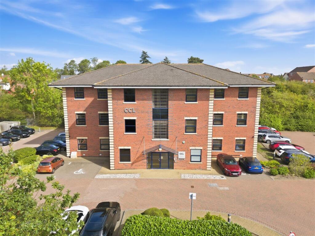 Main image of property: Stratford Enterprise Park, Stratford-Upon-Avon CV37 6NW